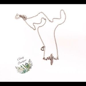 ❤️ Silver Heart Beat Necklace - Nurses, Minimal ❤️